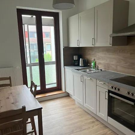 Living Time Apartment *